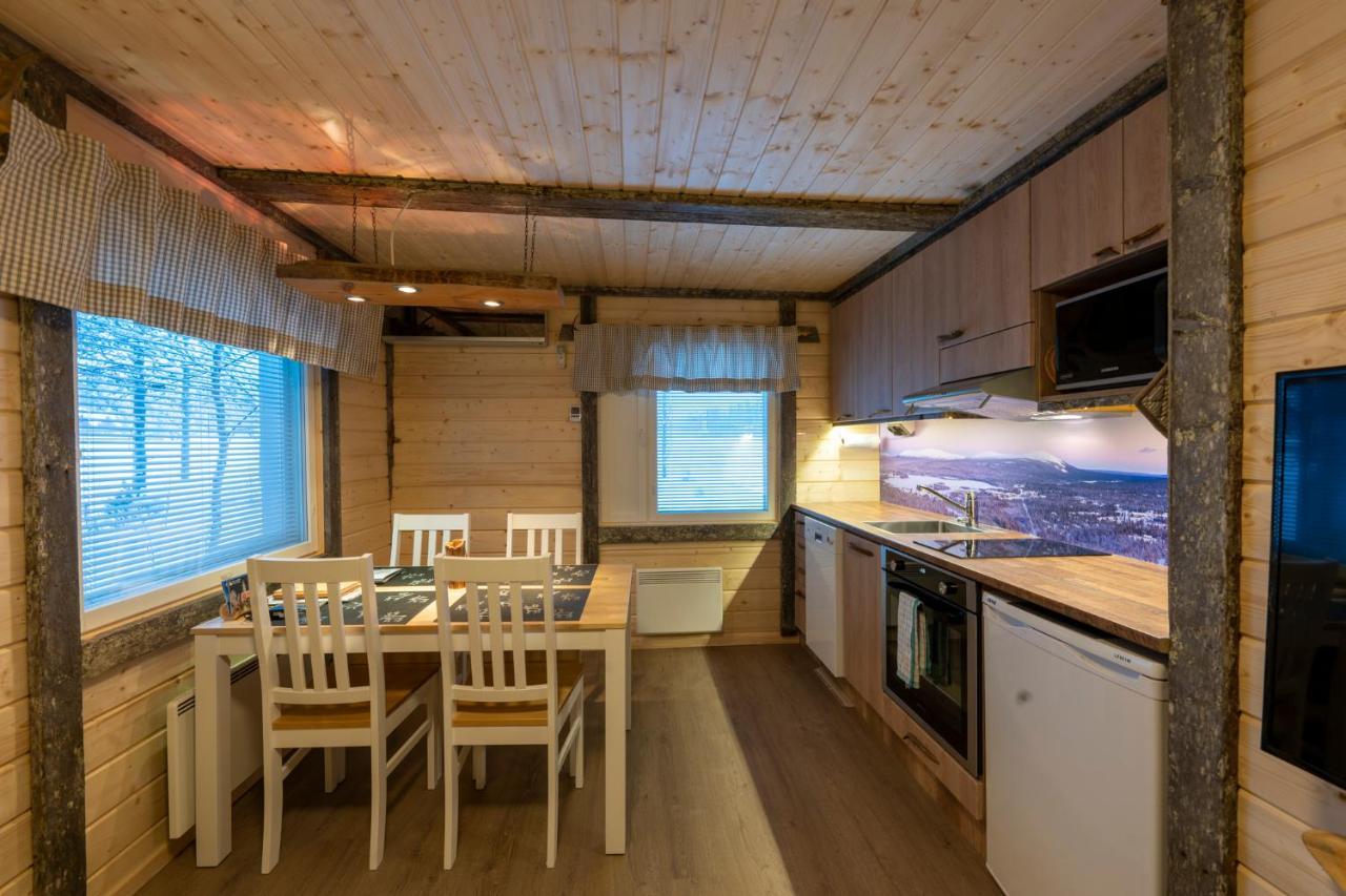 Villa Yllaeksen Yoepuu Äkäslompolo Esterno foto