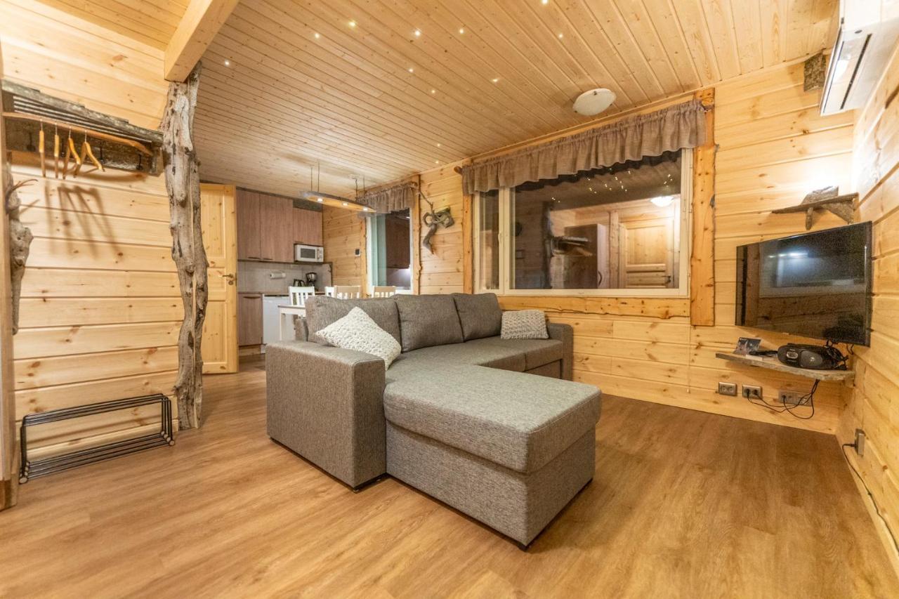 Villa Yllaeksen Yoepuu Äkäslompolo Esterno foto